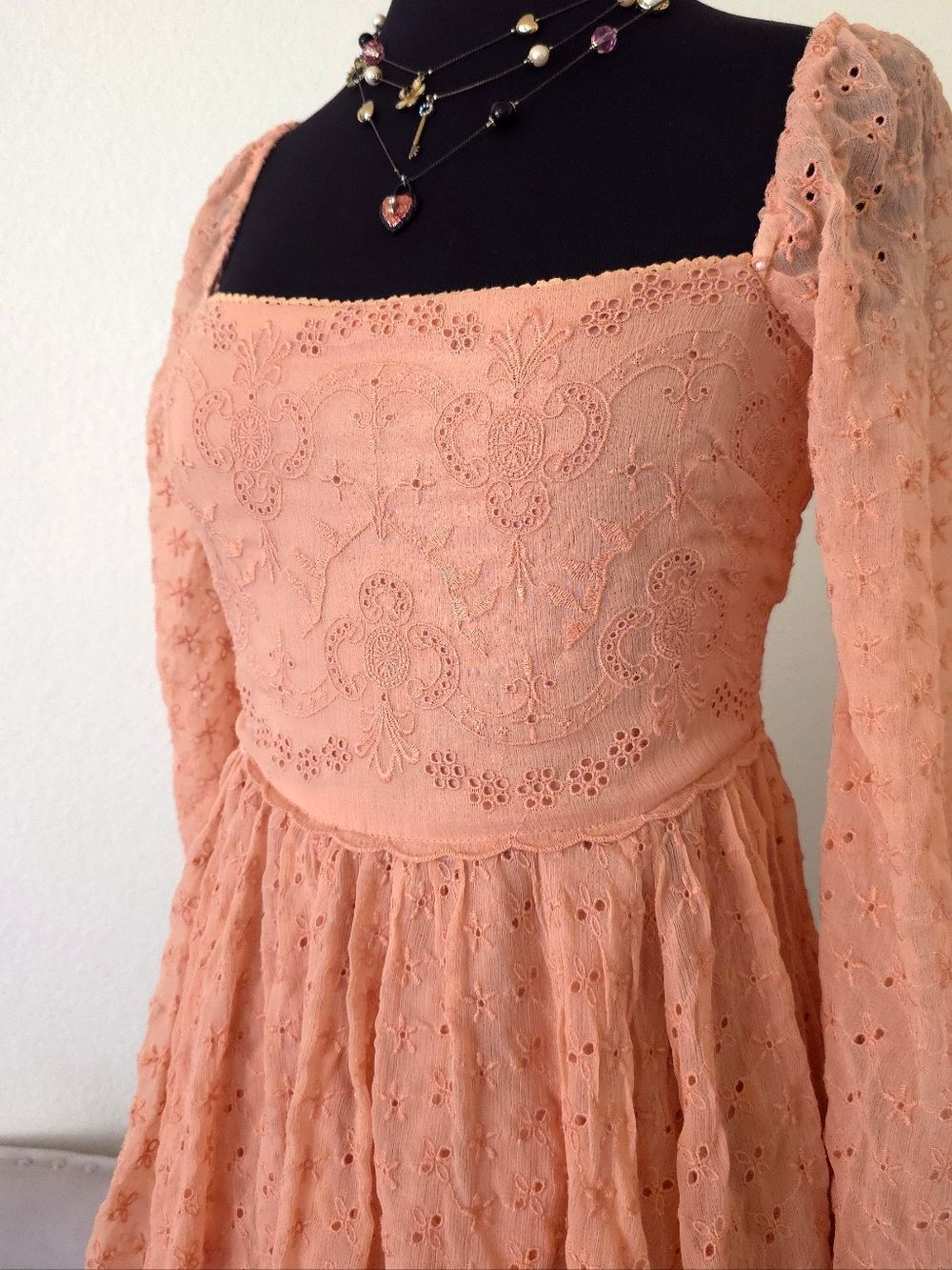 🍒EUC🍒 FREE PEOPLE Peach Embroidered Eyelet Square Neck Dress